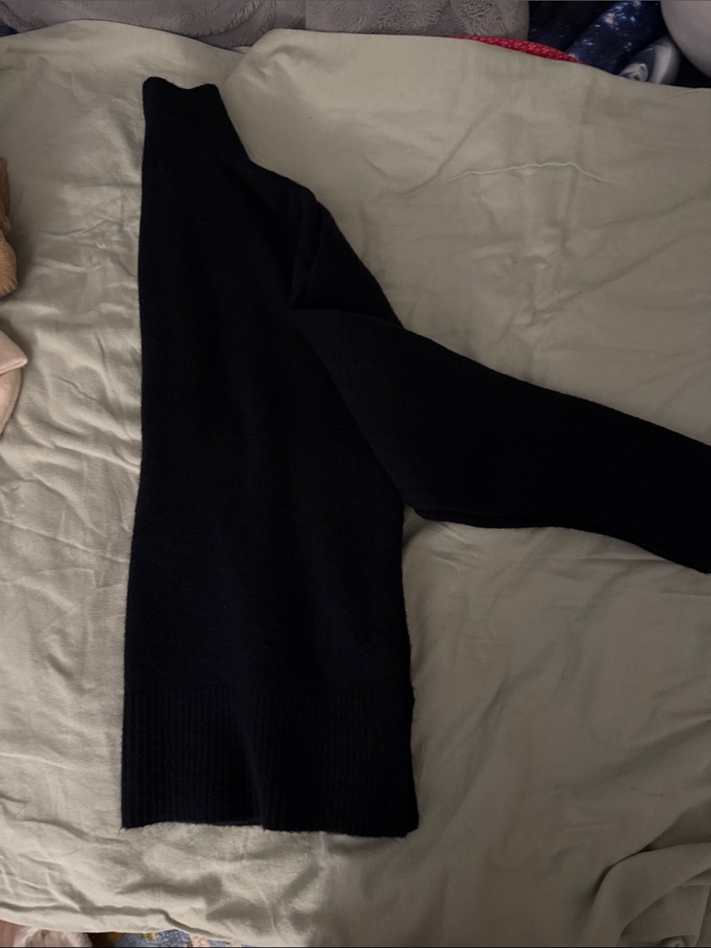 J. Crew Women’s Black Mockneck “Extra Soft” Yarn Sweater Merino and others Blend - Picture 9 of 11